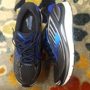 Mens Brooks Transcend 4